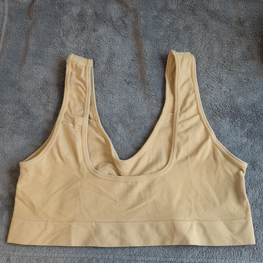 3 Sports Bras Light Support Size XXXL - Picture 5 of 9